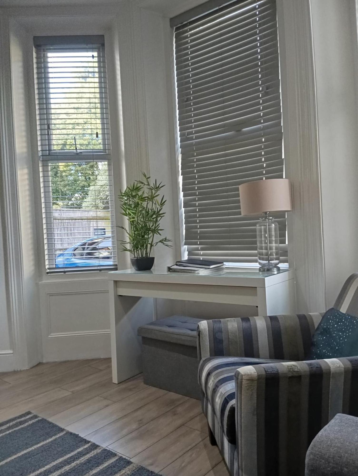 Stylish converted Victorian apartment Bournemouth Exterior foto